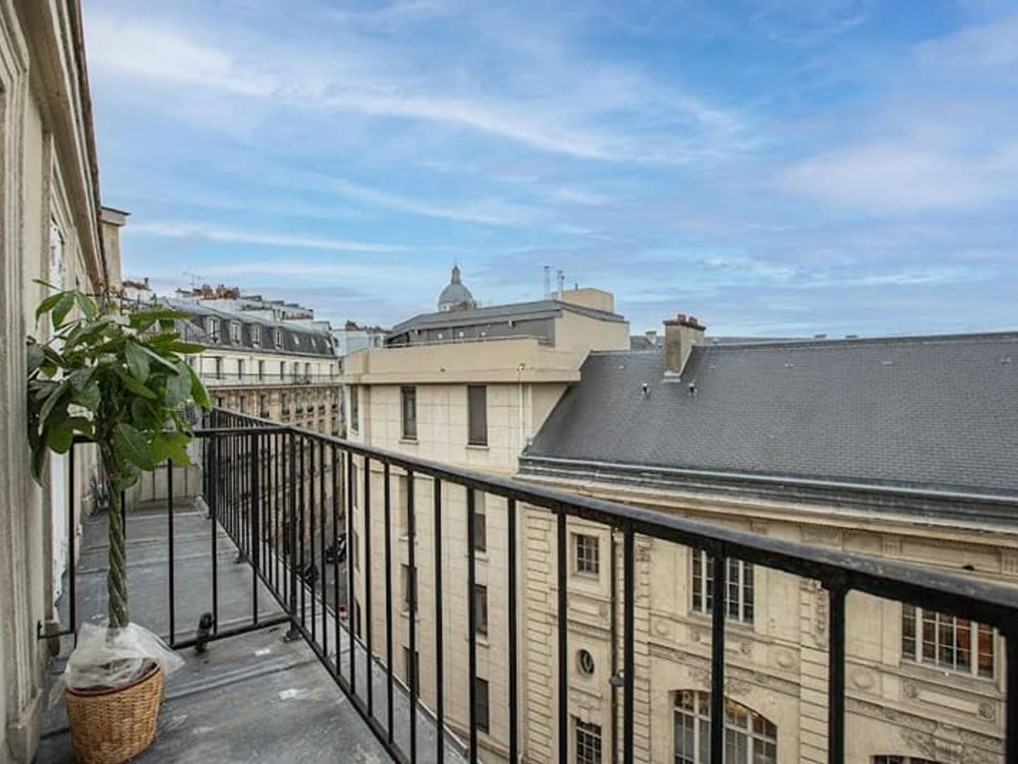 Studio 1 pièce 19 m²
