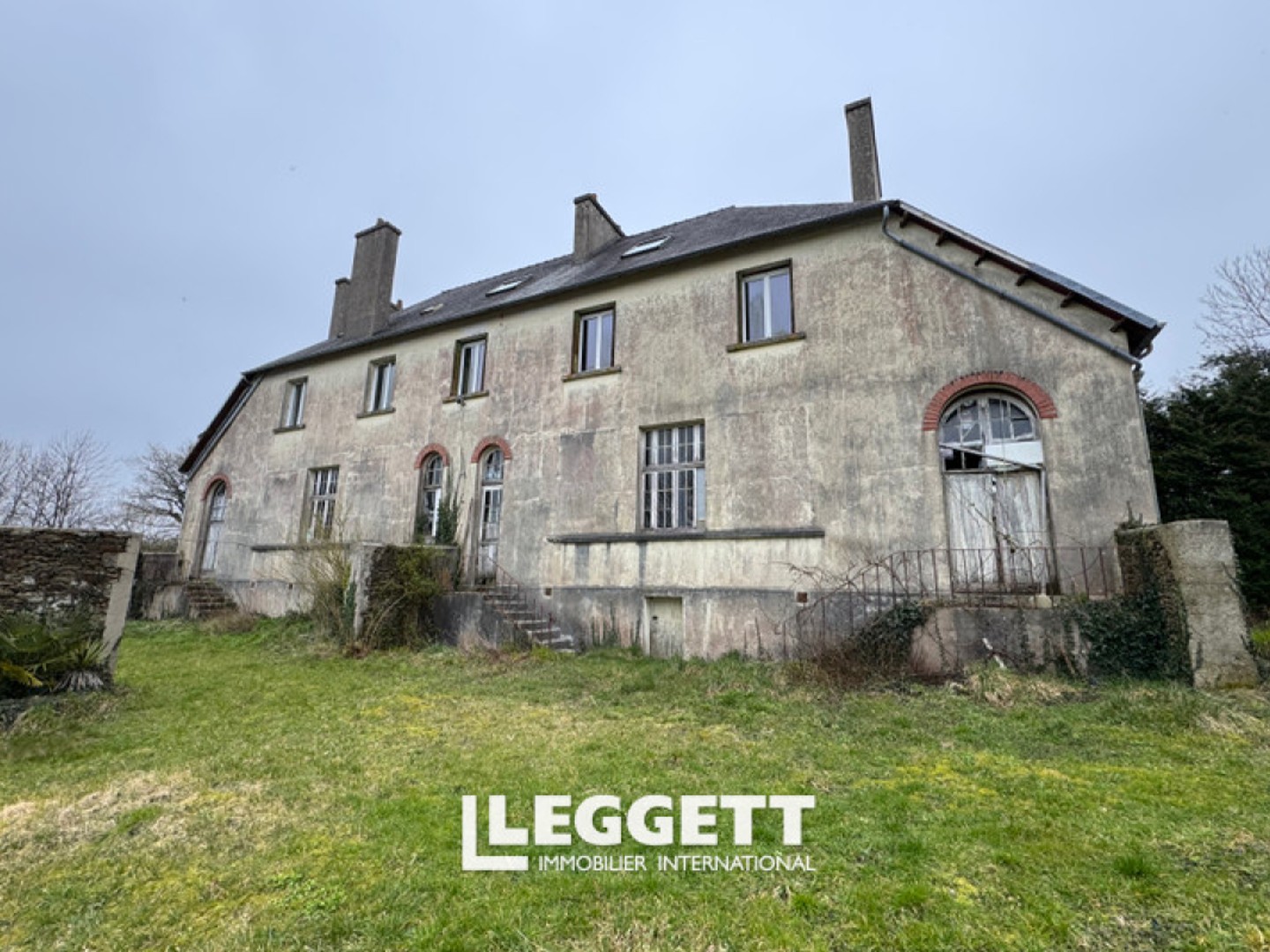 maison 15 pièce(s), LOC-EGUINER-SAINT-THÉGONNEC