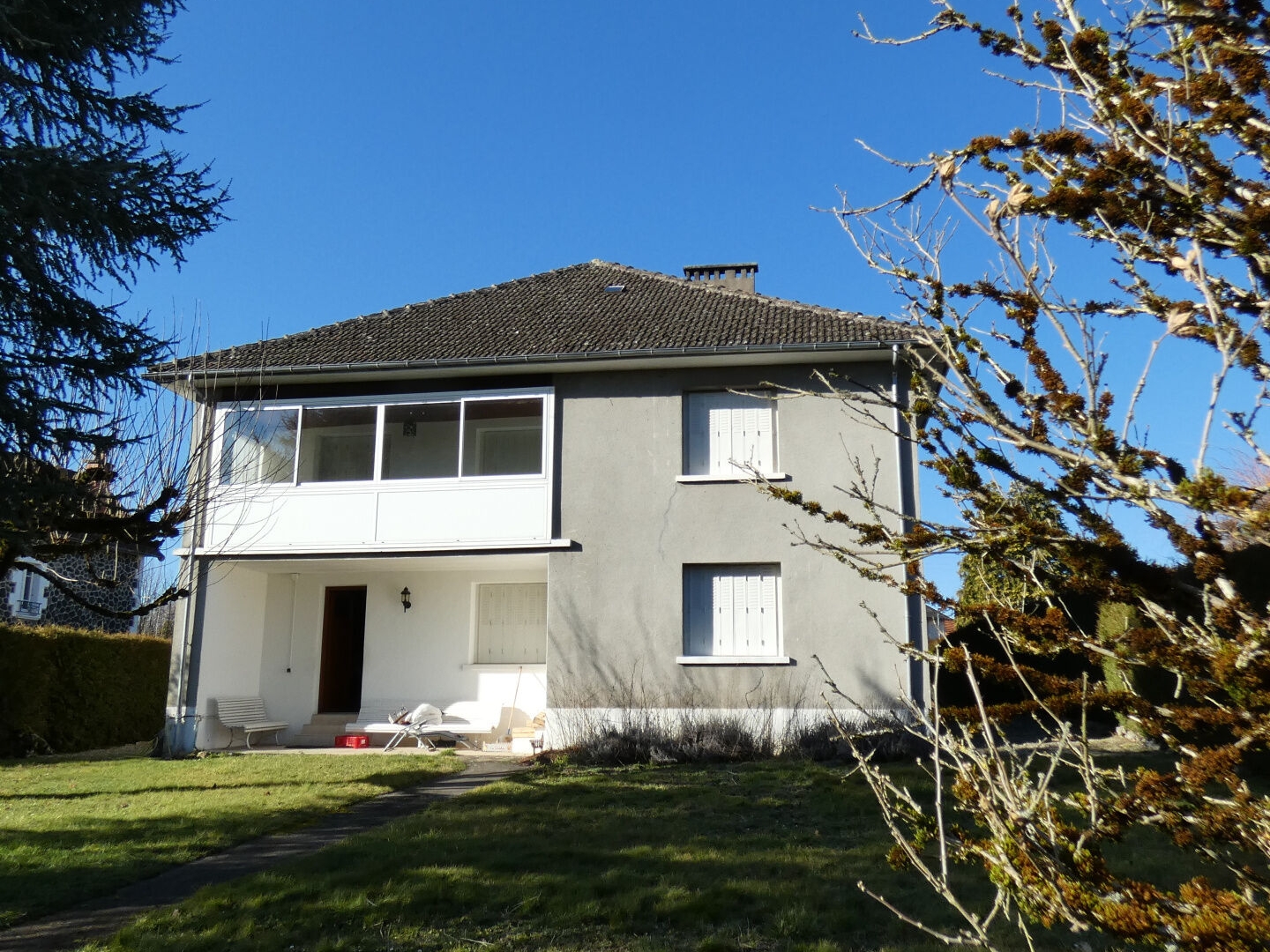 Maison à vendre - 6 pièces - 178m2 - Jussac (15250)