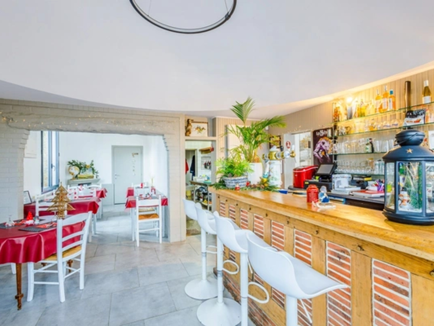 Magasin à vendre - 7 pièces - 400m2 - Annebault (14430)