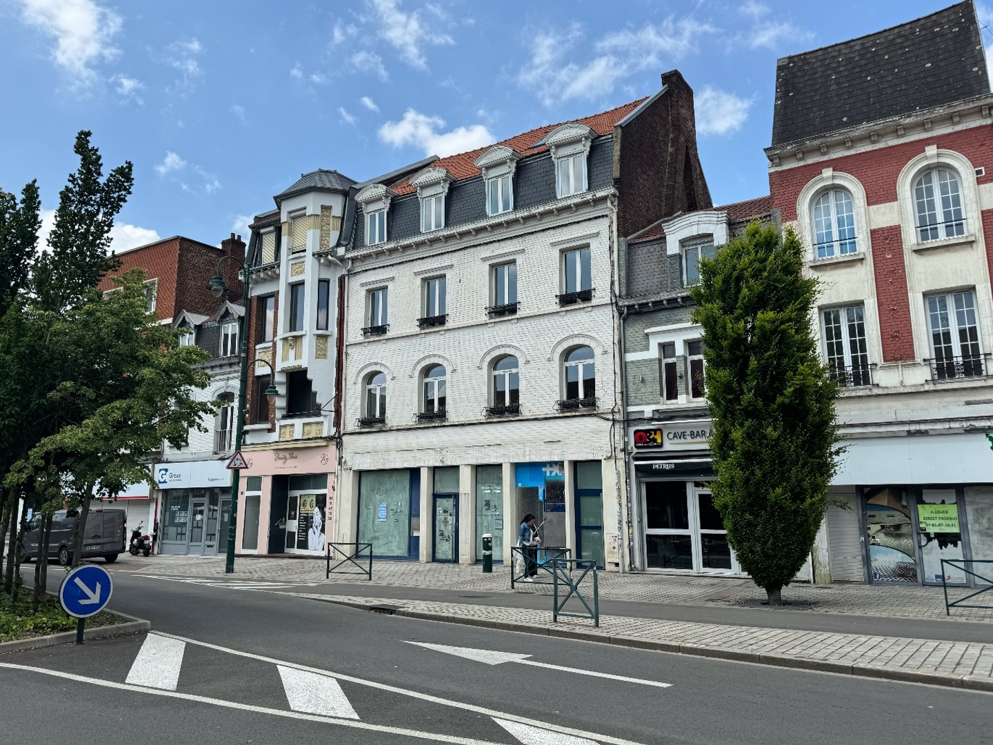 Opportunité d'investissement rare : Immeuble de 6 appartements entièrement rénovés à LENS