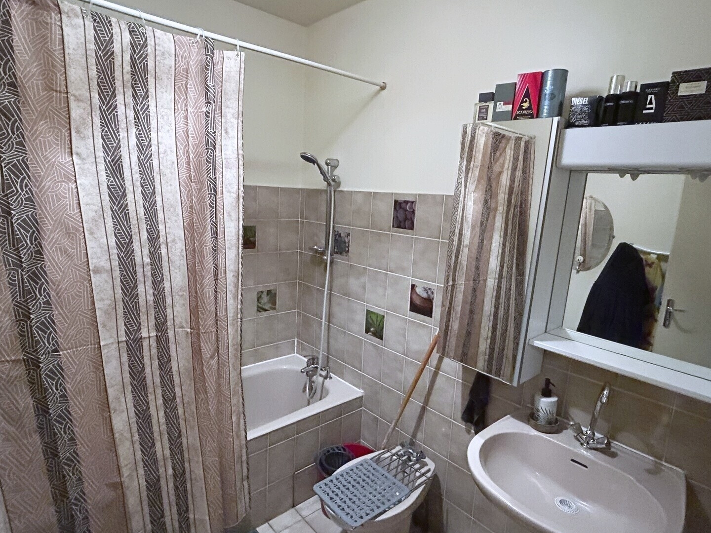 Appartement à vendre - 2 pièces - 61m2 - Carpentras (84200)