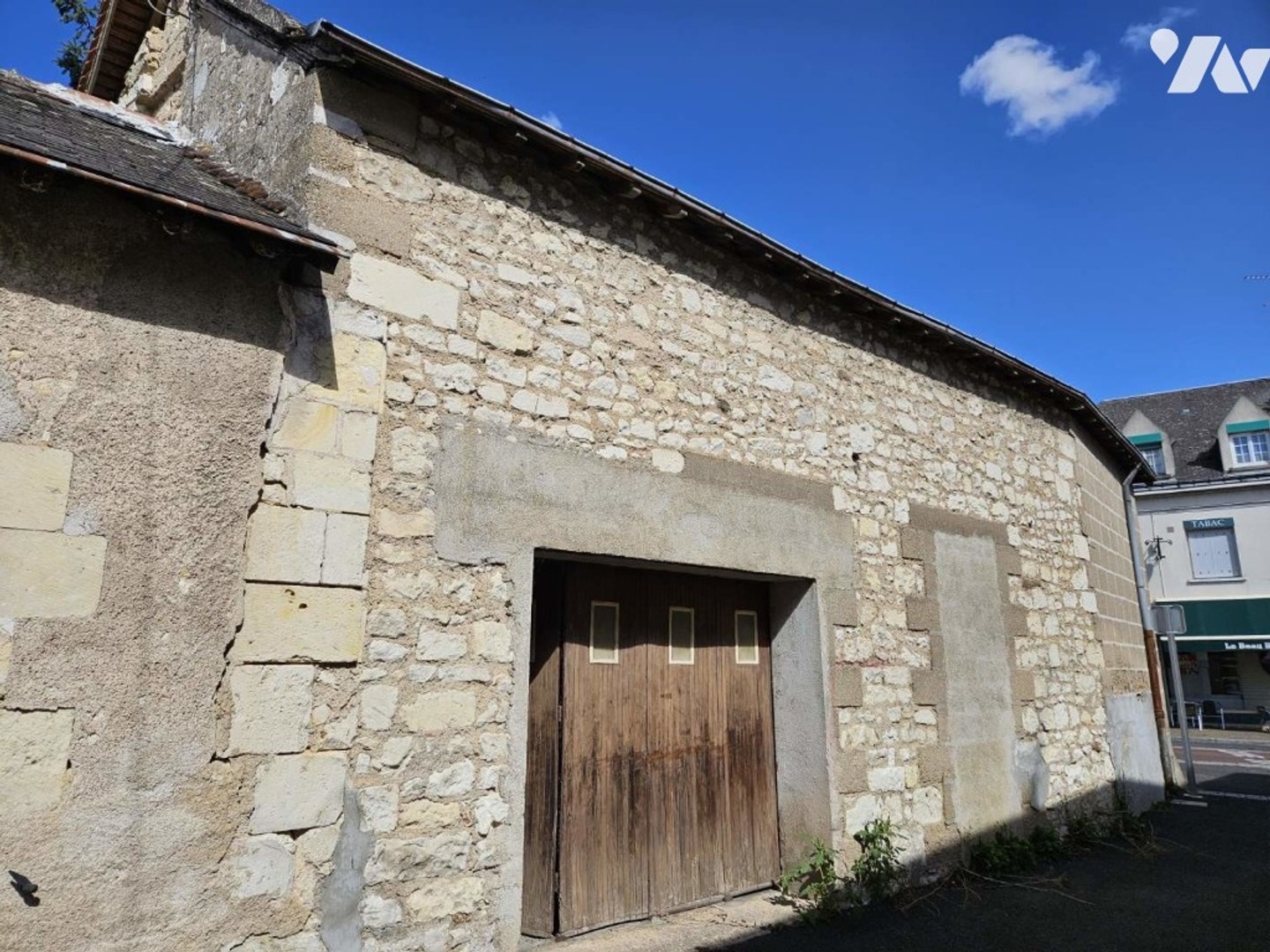 Parking / garage / box à vendre - 54m2 - L'île-Bouchard (37220)
