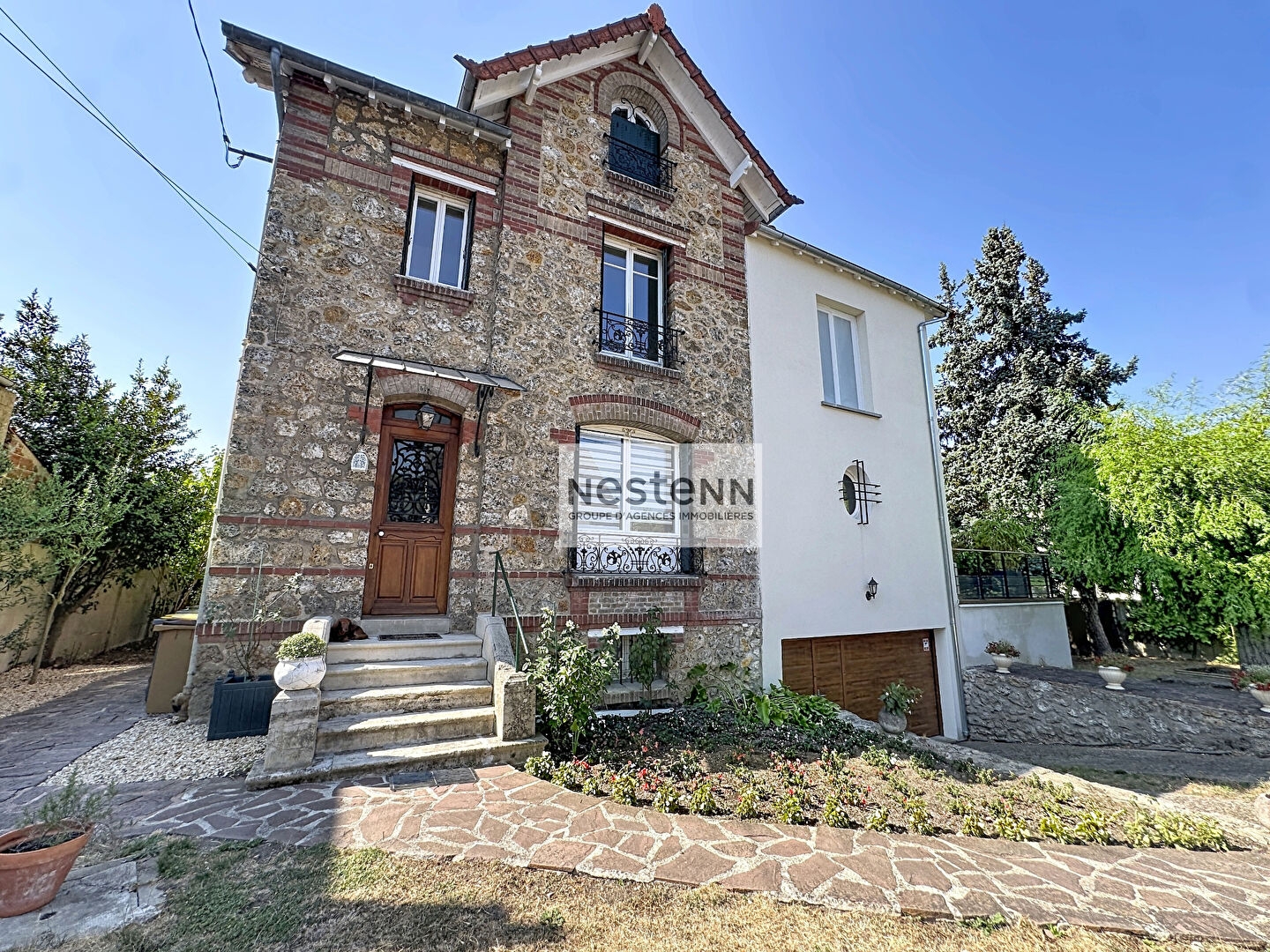 - Exclusivité - Maison de prestige ? 5 chambres ? Jardin 788 m² - Sous-sol total ? Ermont Halte -