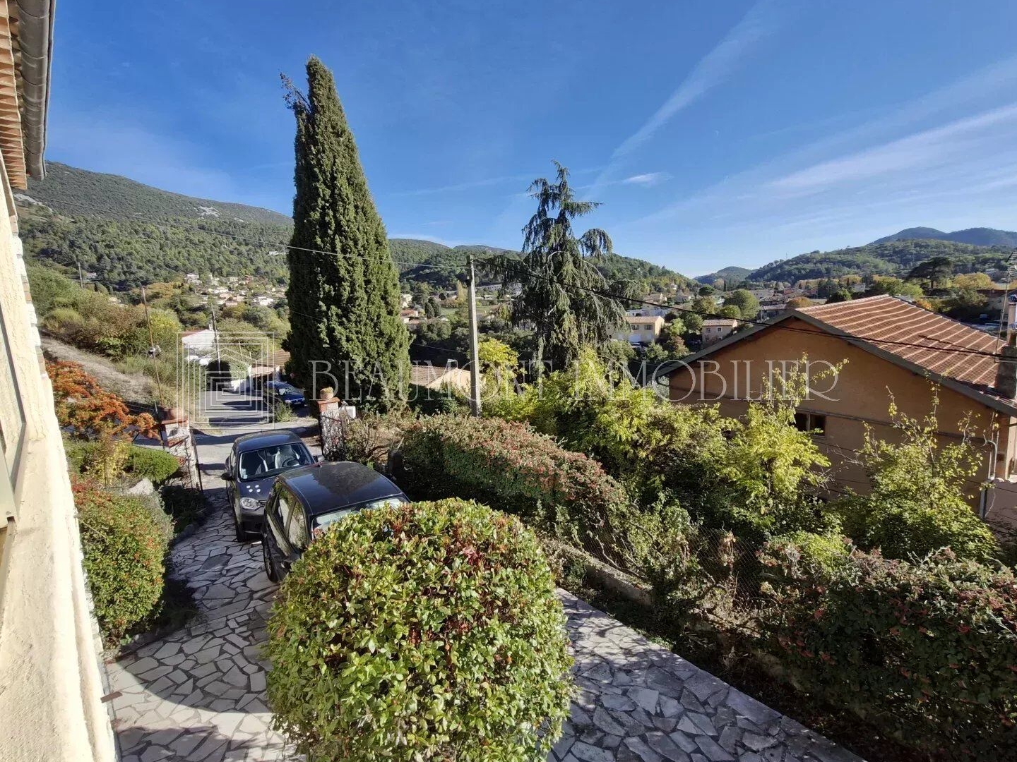 Maison à vendre - 3 pièces - 82m2 - Levens (06670)
