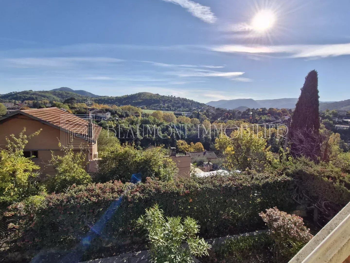 Maison à vendre - 3 pièces - 82m2 - Levens (06670)