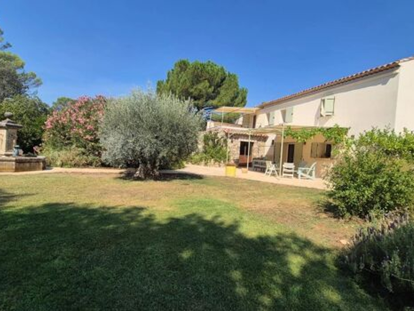 Maison 10 pièces 180 m²