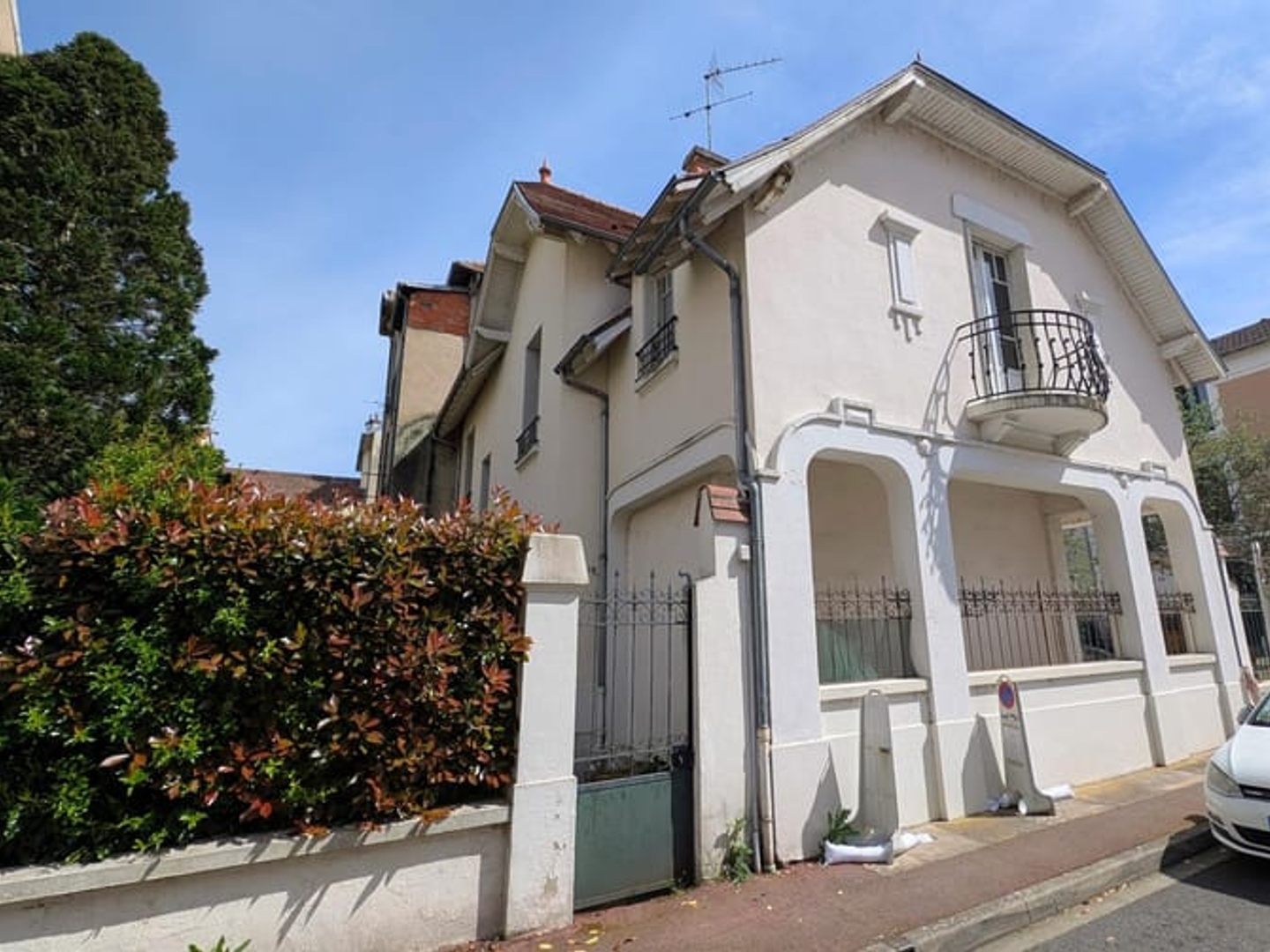 Maison à vendre - 7 pièces - 156m2 - Vichy (03200)