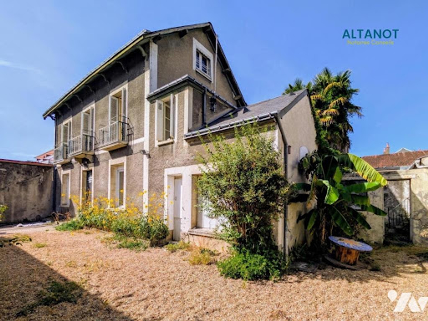 Propriété 318 m²