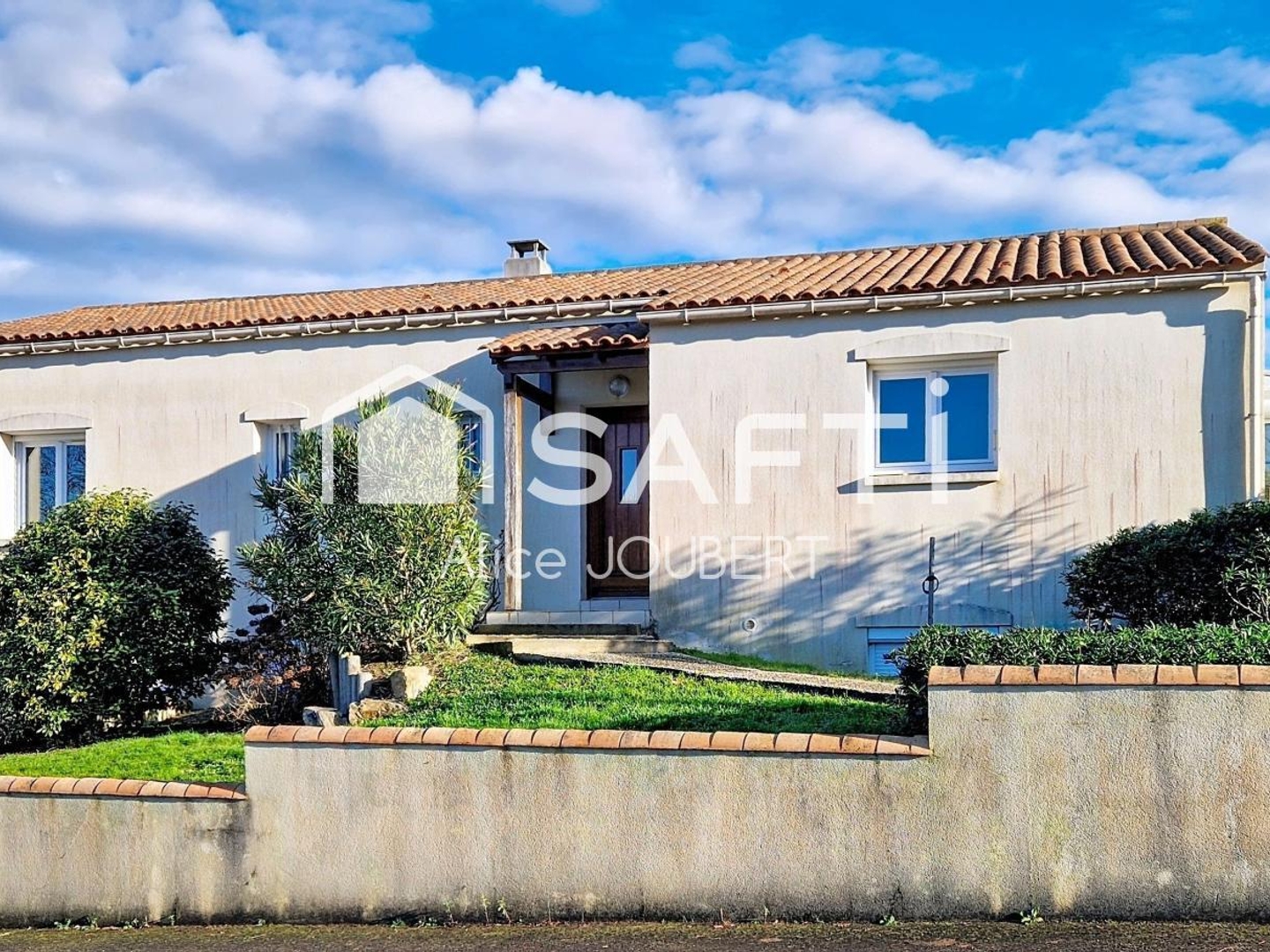 Maison à vendre - 5 pièces - 99m2 - Talmont-Saint-Hil... (85440)