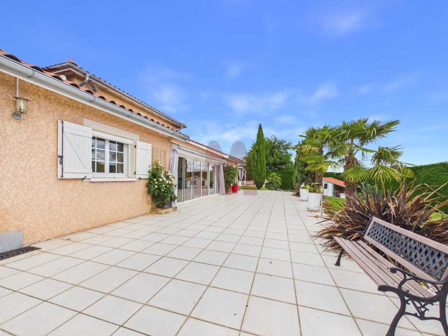 Maison à vendre - 5 pièces - 160m2 - Lentilly (69210)