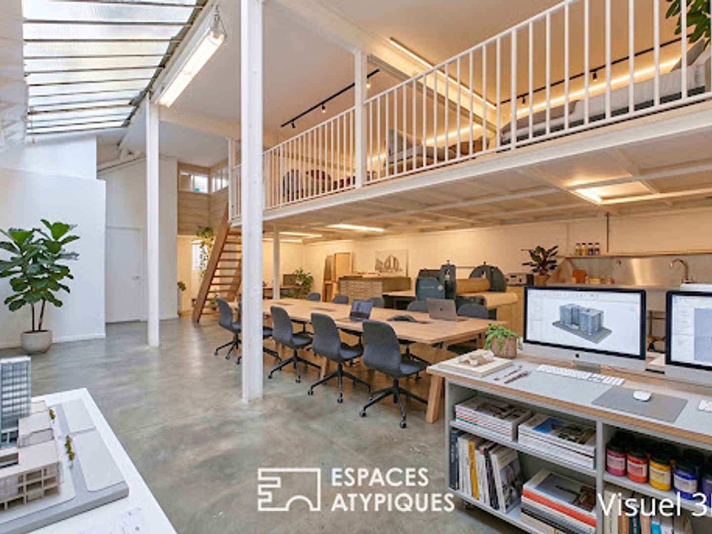 Appartement à vendre - 4 pièces - 149m2 - Paris 19e (75019)