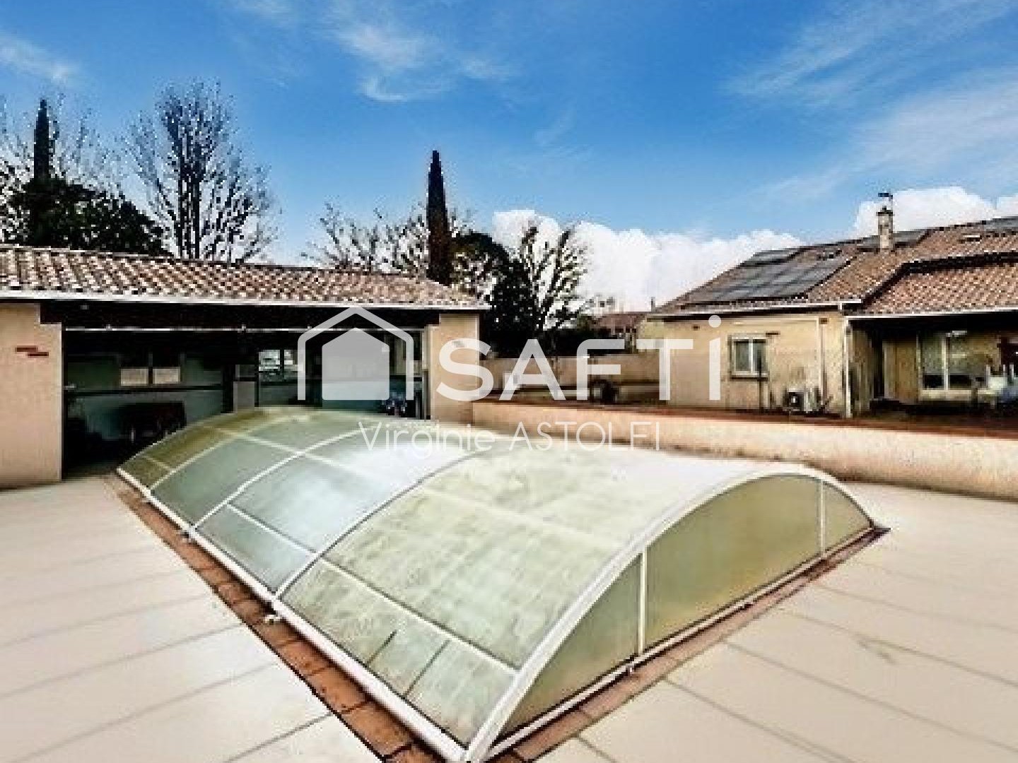 BERAT - Jolie Villa 200 m2 avec piscine et pool-house