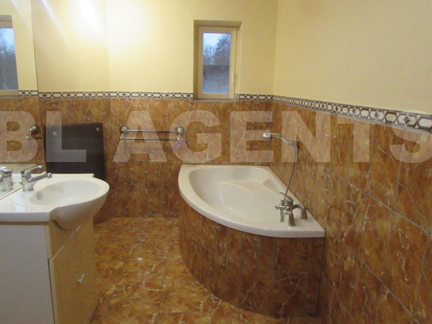 Immeuble 220 m²