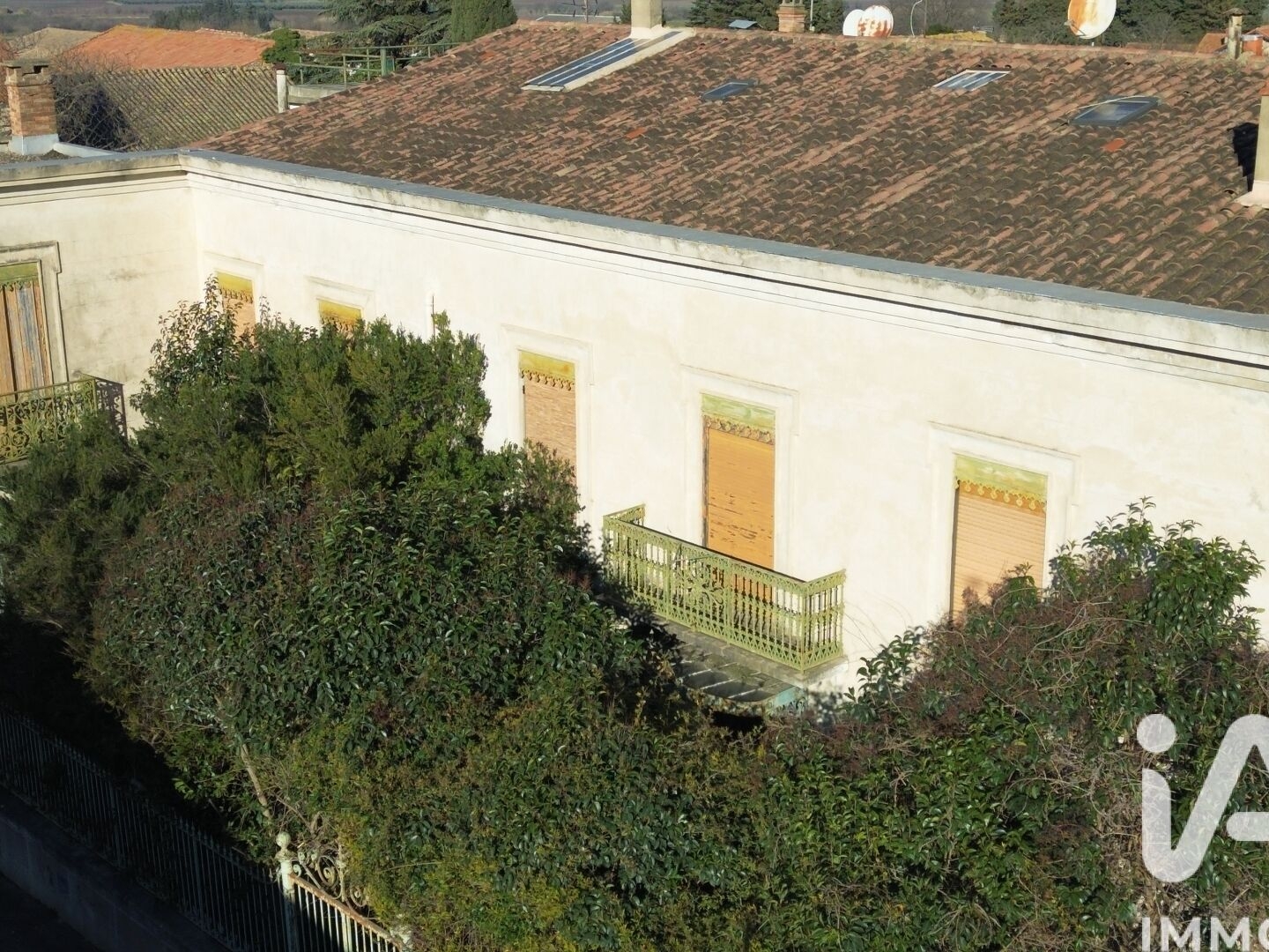 Maison à vendre - 18 pièces - 340m2 - Beauvoisin (30640)
