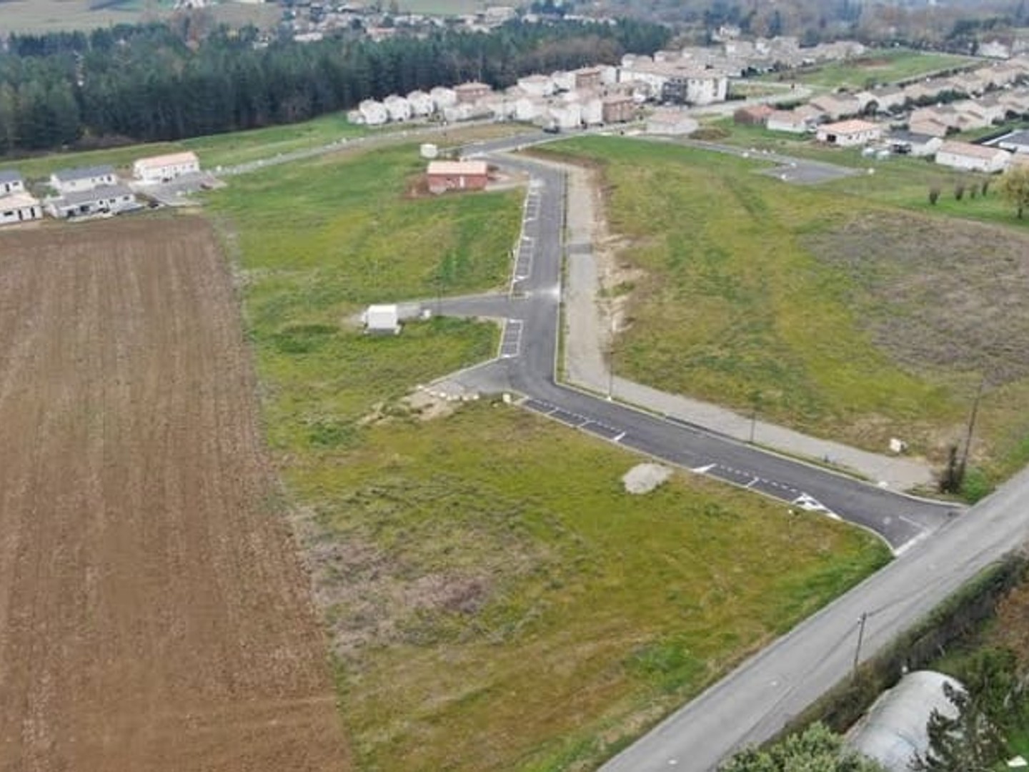 Terrain 955 m²