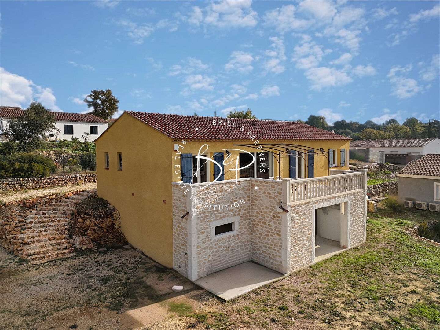 Maison à vendre - 5 pièces - 117m2 - Lorgues (83510)