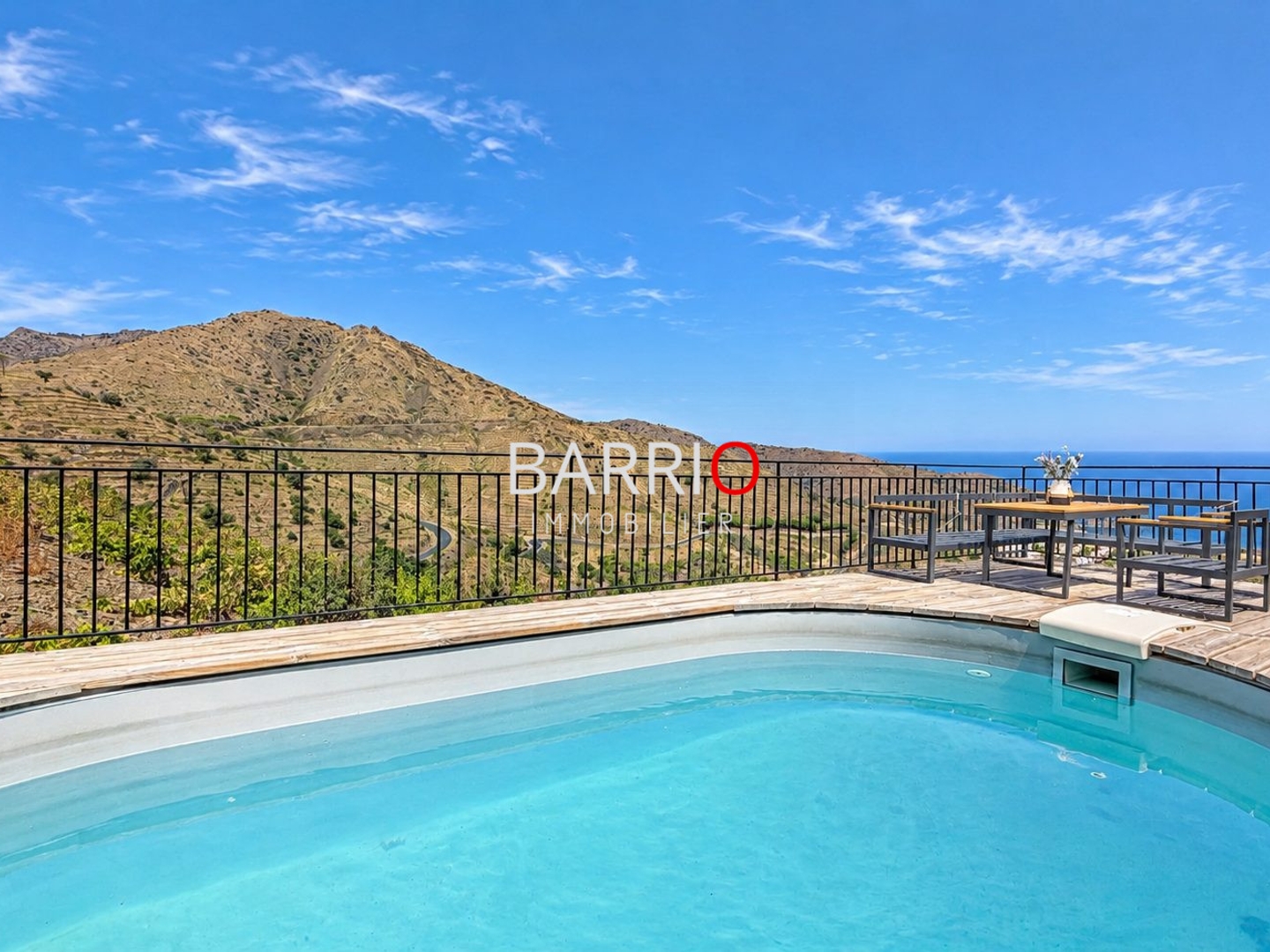 Maison à vendre - 7 pièces - 121m2 - Cerbère (66290)