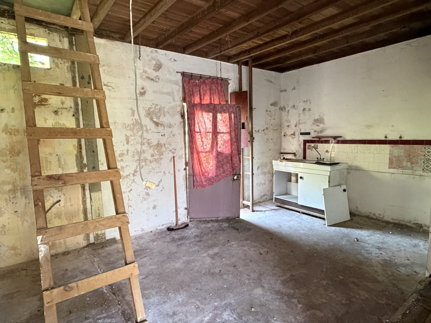 Maison à vendre - 3 pièces - 41m2 - Saint-Gilles-Croi... (85800)