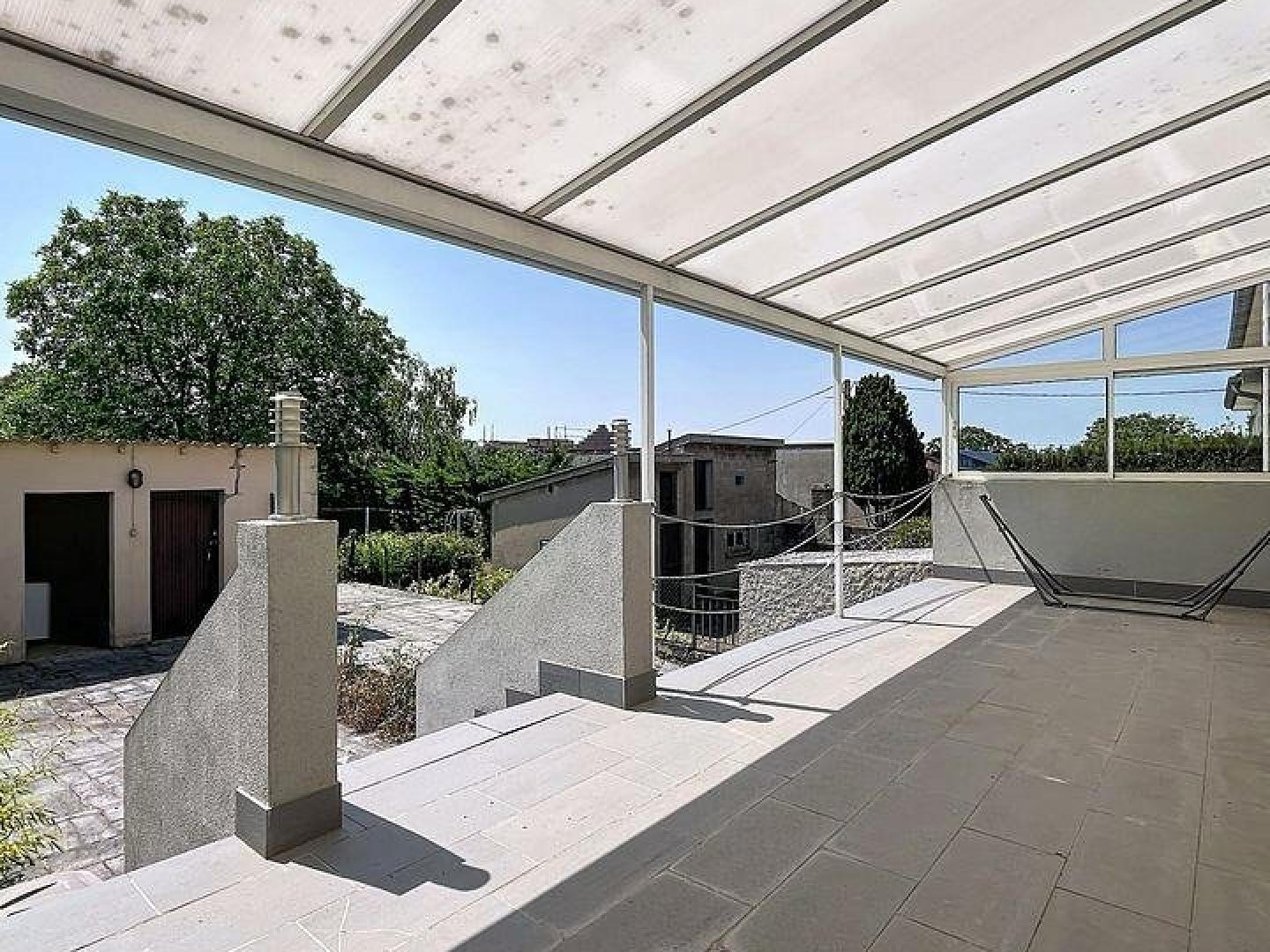 Maison à vendre - 7 pièces - 150m2 - Montois-La-Montagne (57860)