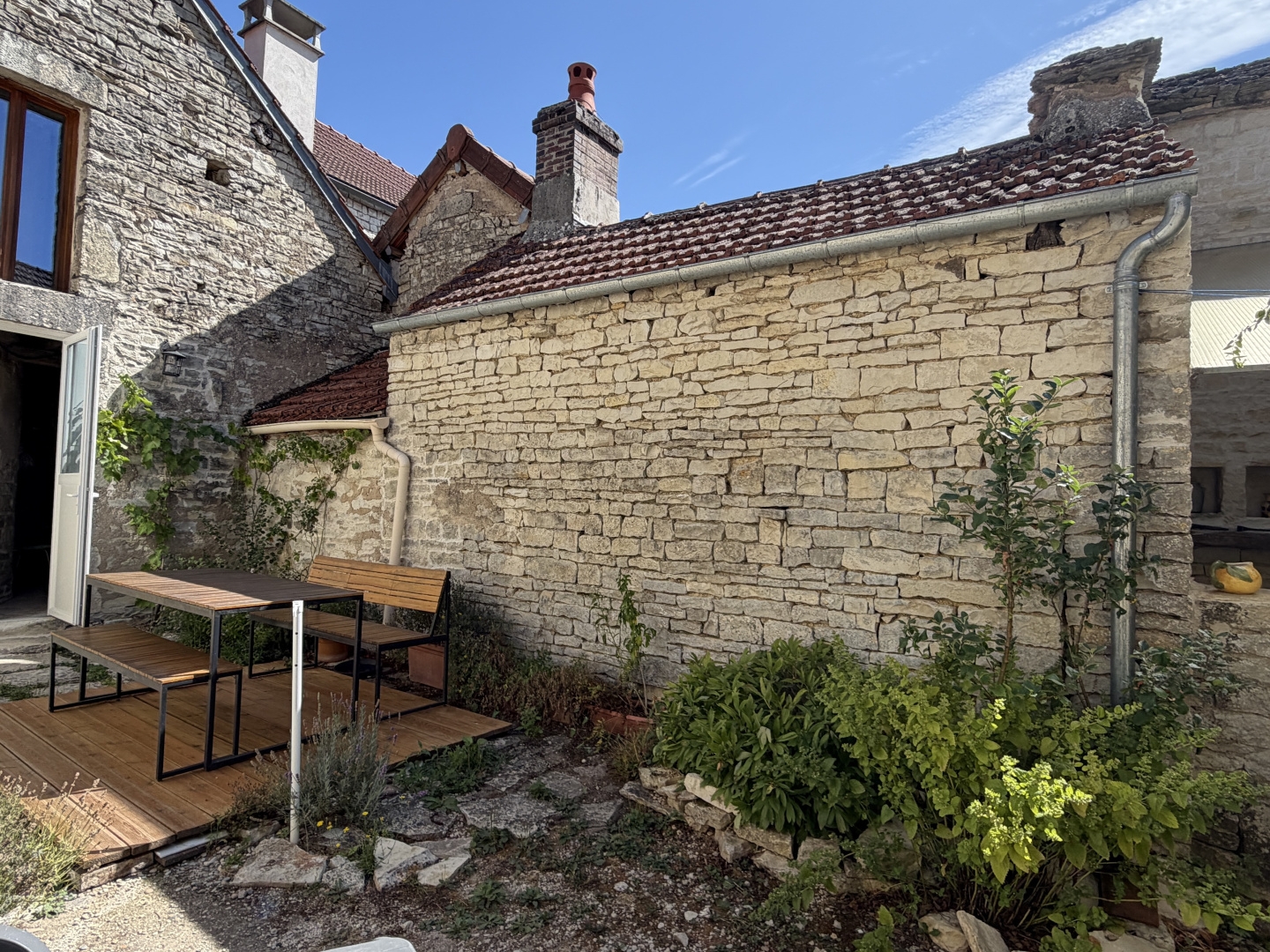 Maison à vendre - 5 pièces - 99m2 - Annay-Sur-Serein (89310)