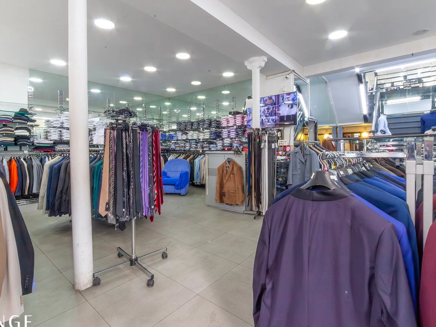 Fonds de commerce 2 pièces 149 m²