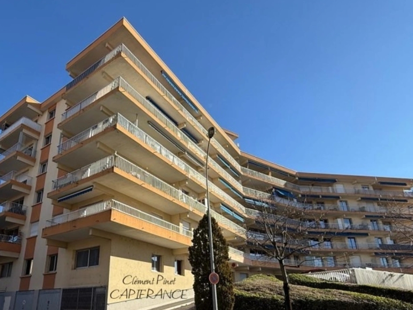 Locaux à vendre - 4 pièces - 75m2 - Gap (05000)