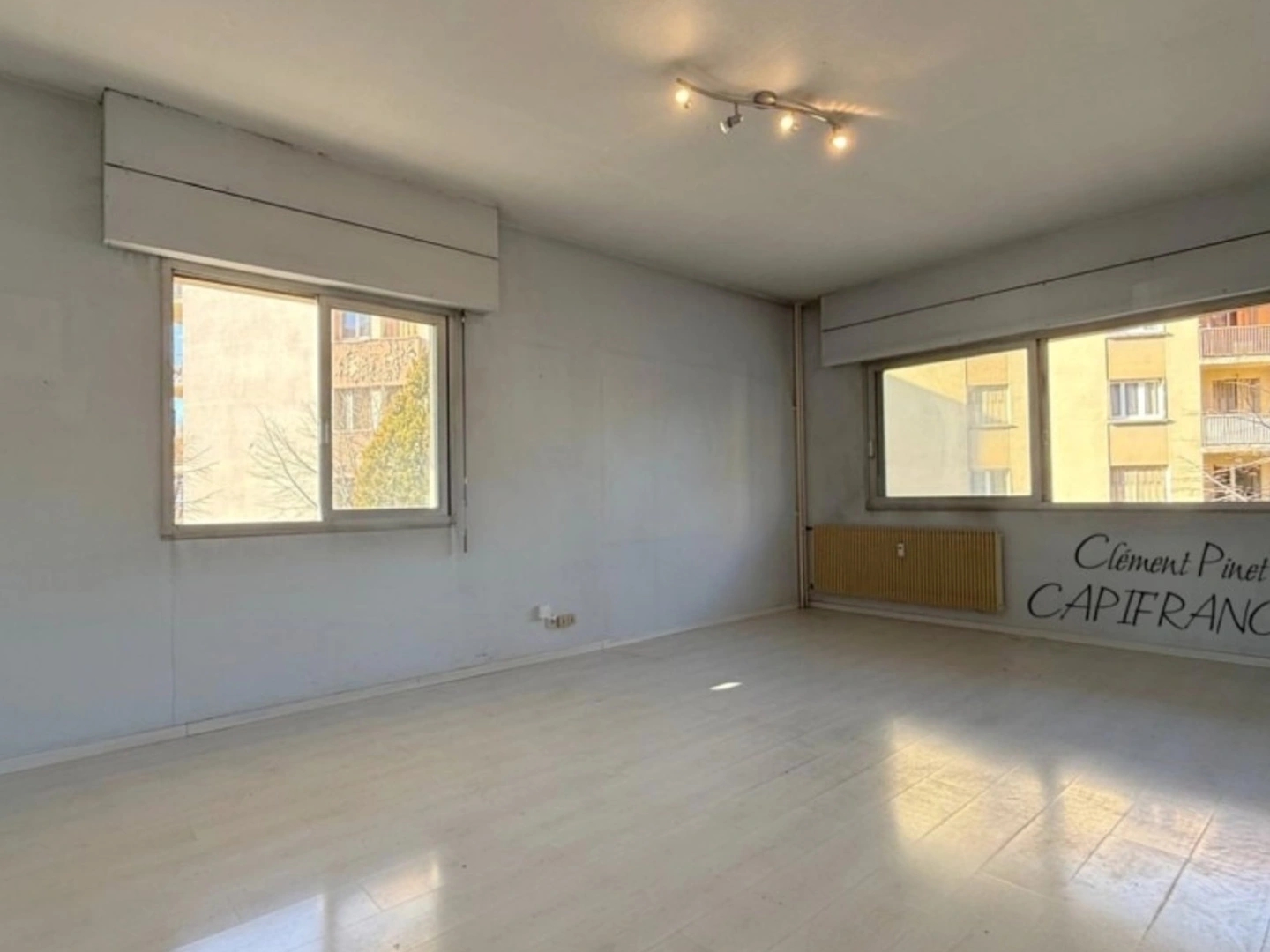 Locaux à vendre - 4 pièces - 75m2 - Gap (05000)