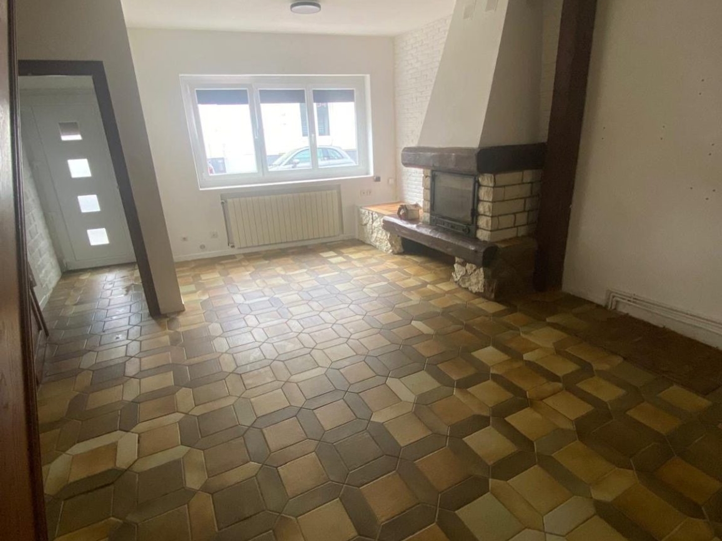 Maison 2 pièces 84 m²