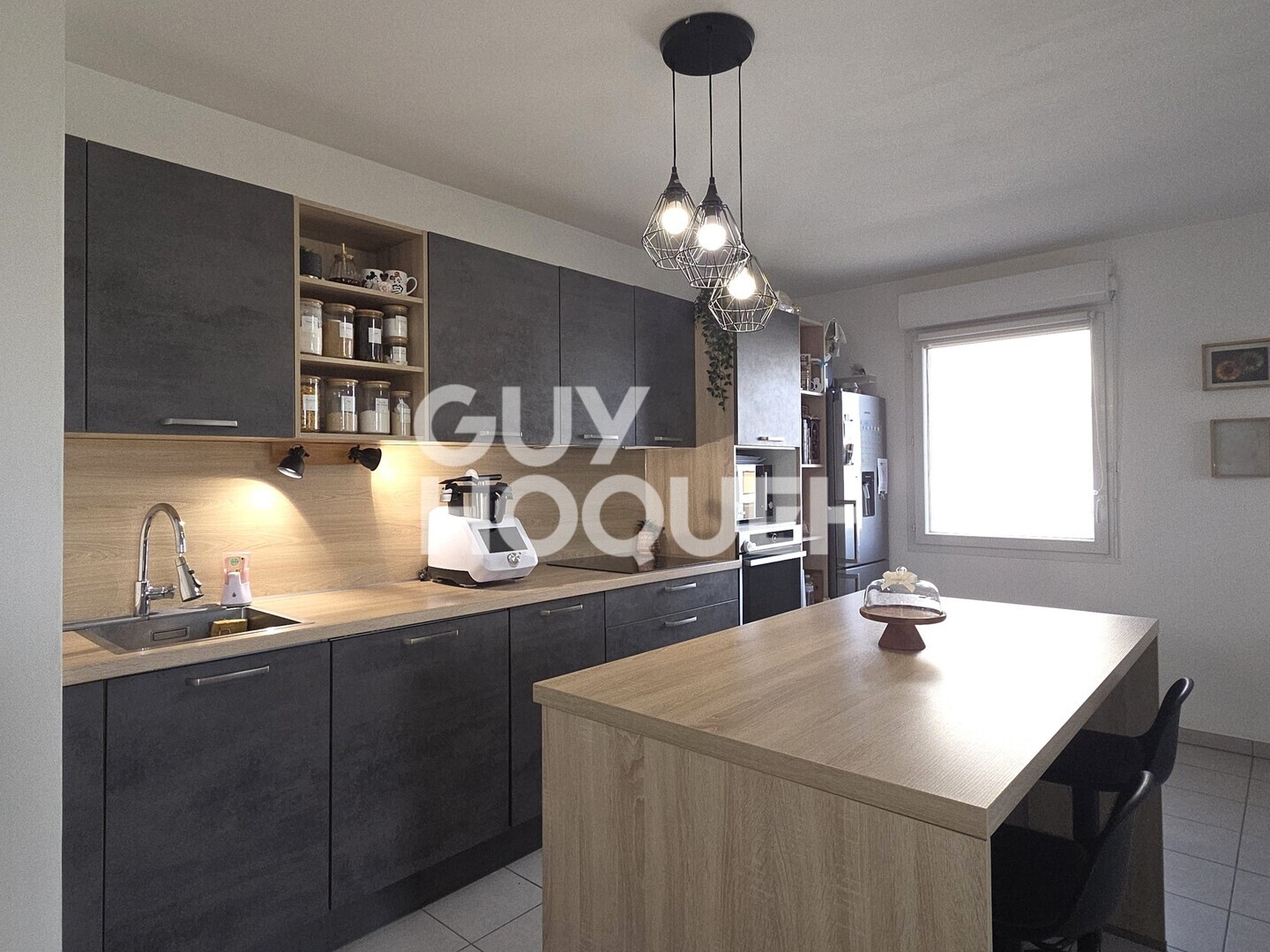 Appartement à vendre - 3 pièces - 66m2 - Rillieux-La-Pape (69140)
