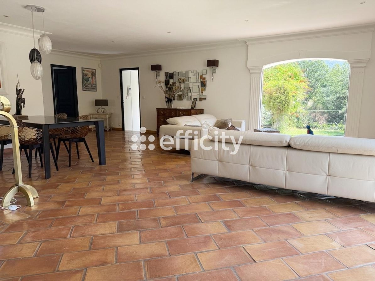 Maison à vendre - 4 pièces - 135m2 - Saint-Martin-Du-Var (06670)