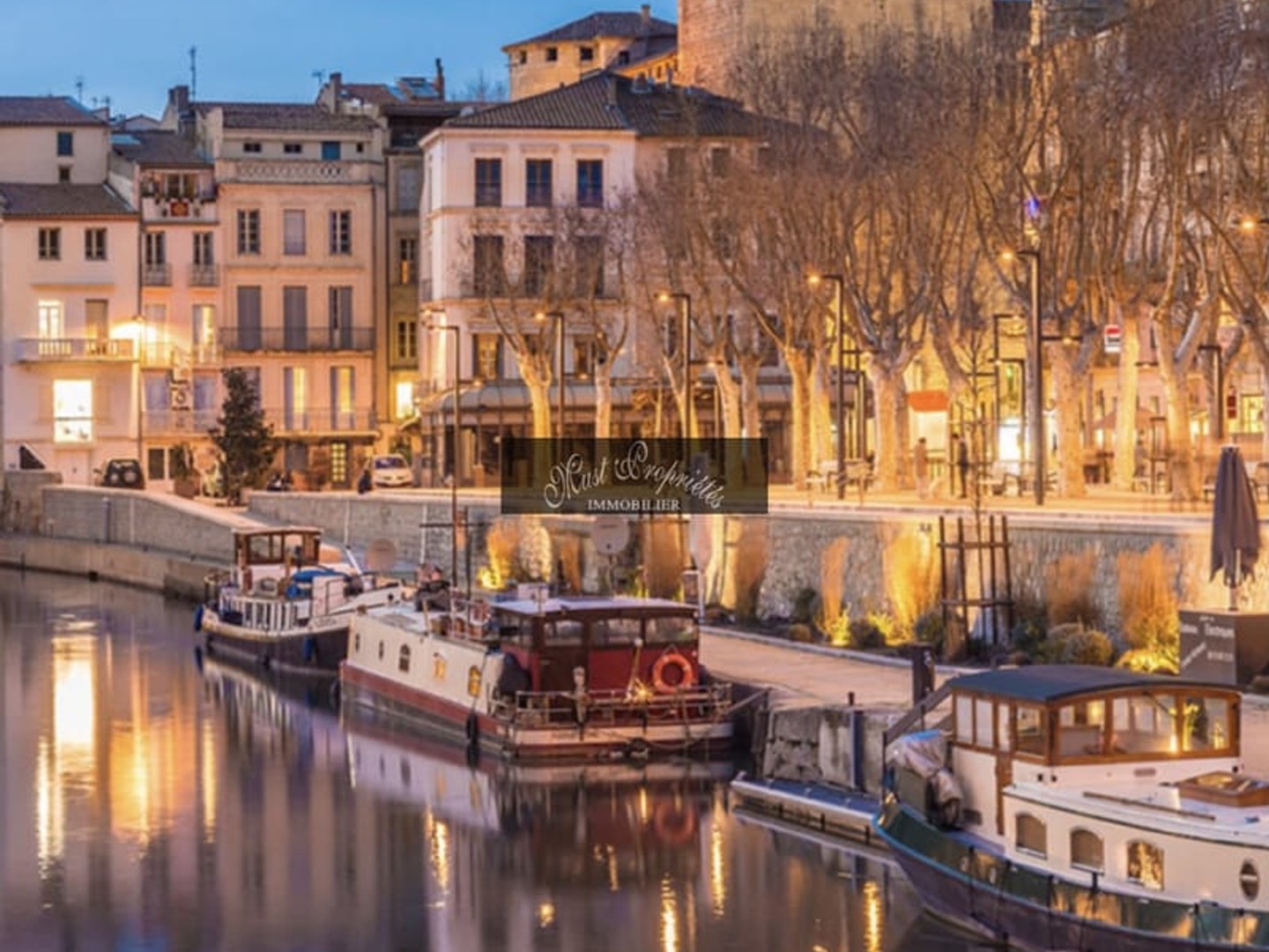 NARBONNE, RESTAURANT, FACE AU CANAL FONDS DE COMMERCE, EMPLACEMENT DE 1er ORDRE.