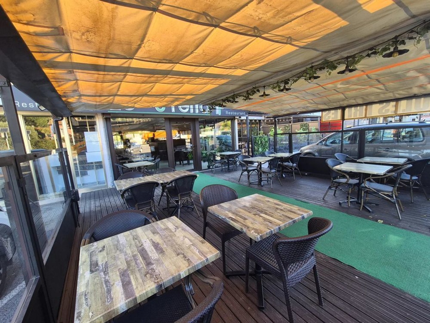 Commerce Restaurant