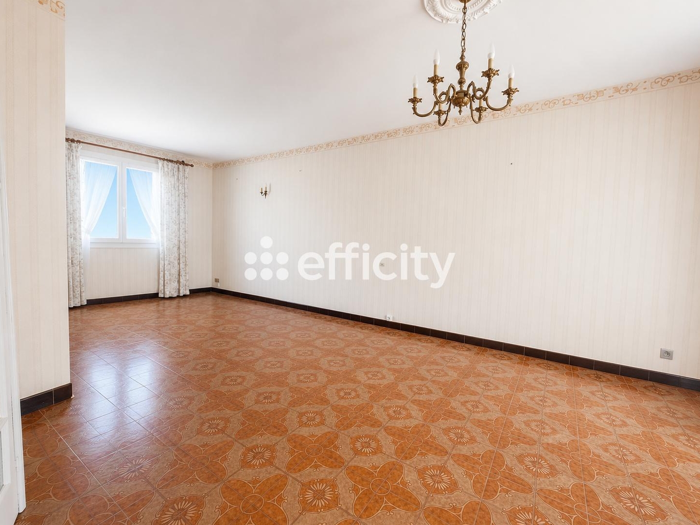 Maison à vendre - 5 pièces - 82m2 - Chambray-Lès-Tours (37170)