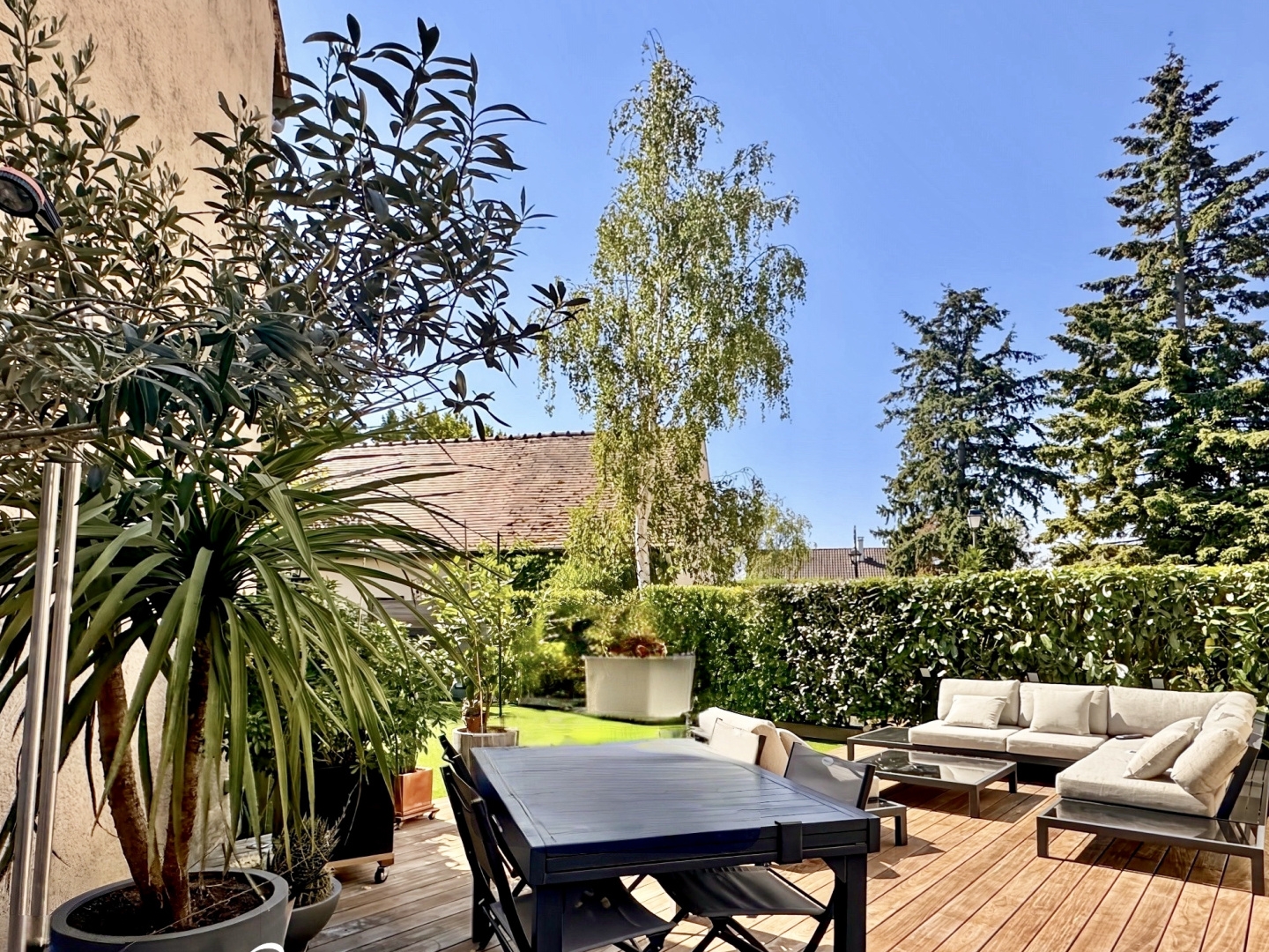MAISON FAMILIALE PARFAIT ÉTAT