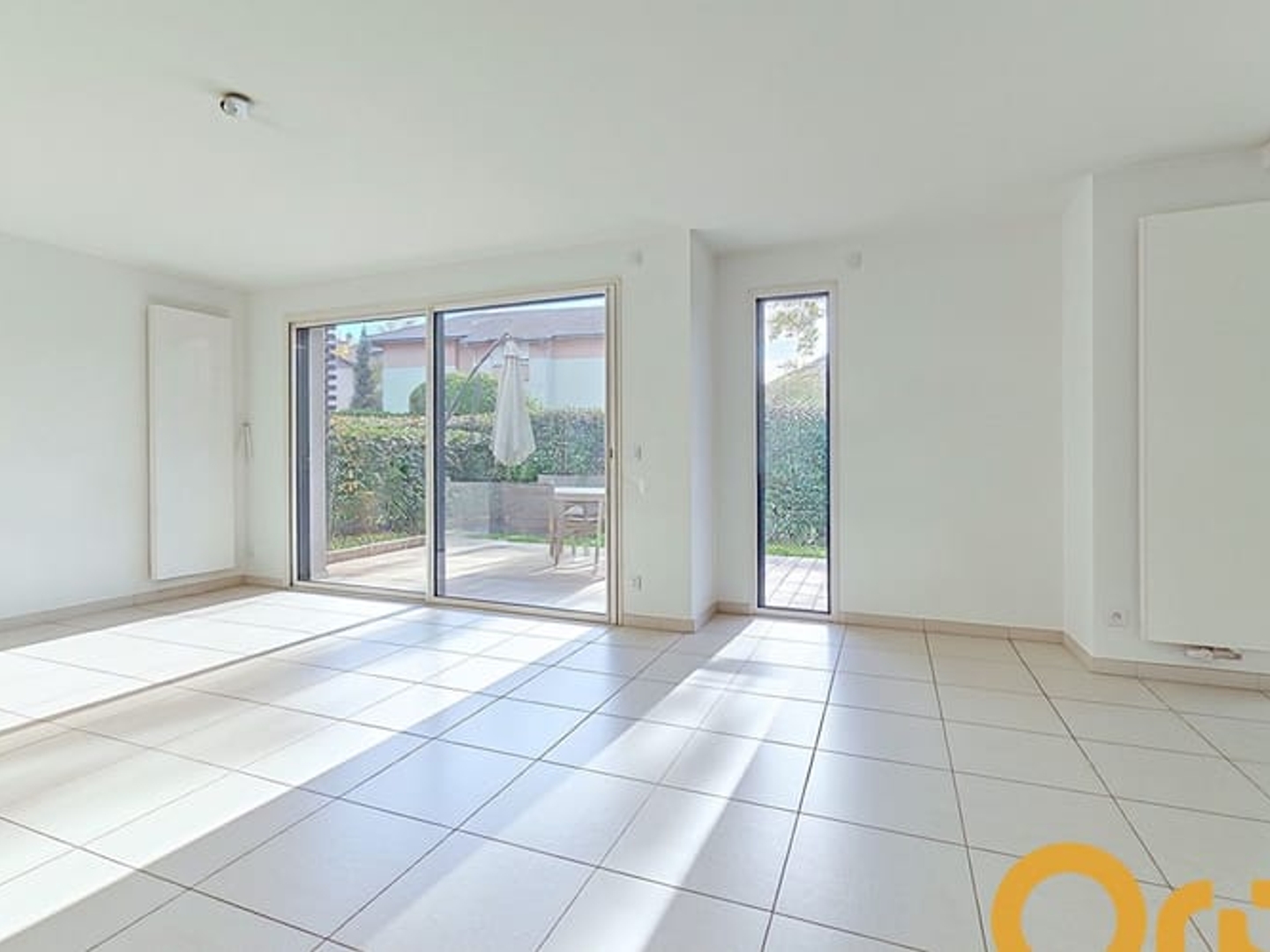 Appartement à vendre - 4 pièces - 97m2 - Saint-Julien-En-G... (74160)