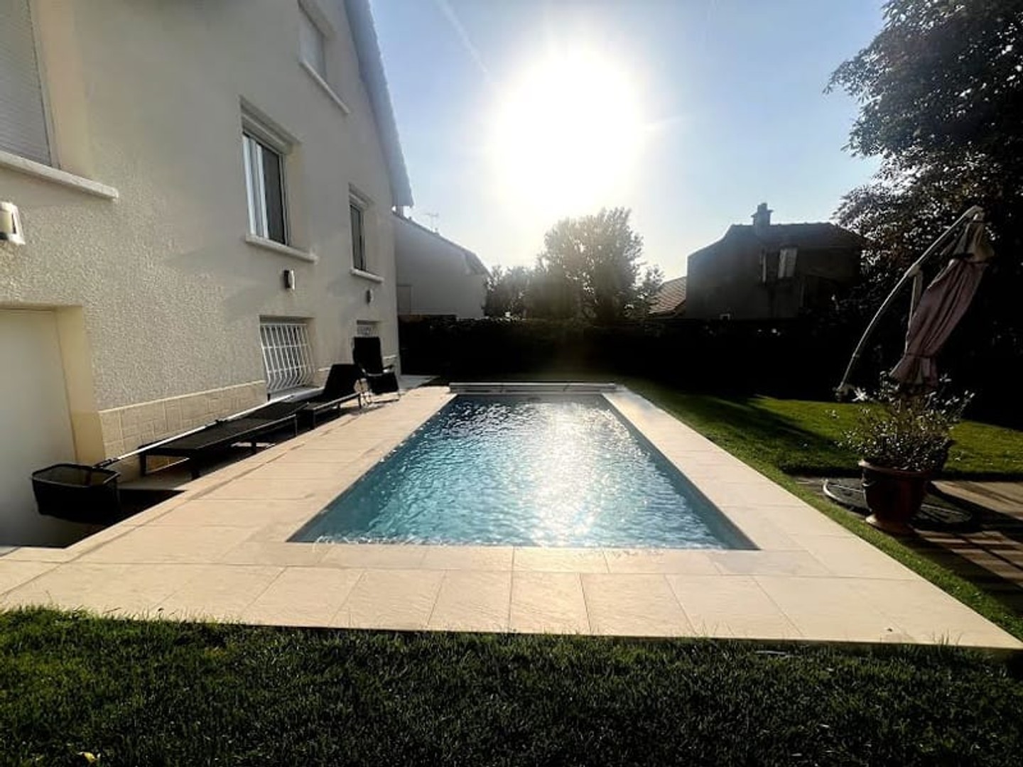 Maison à vendre - 7 pièces - 196m2 - Ormesson-Sur-Marne (94490)