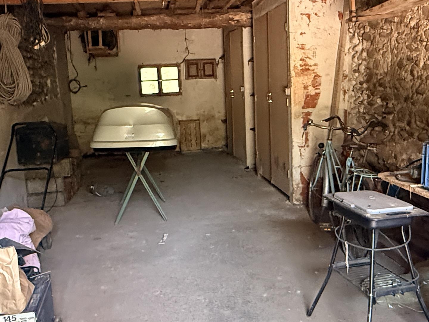 Parking / garage / box à vendre - 13m2 - Varilhes (09120)