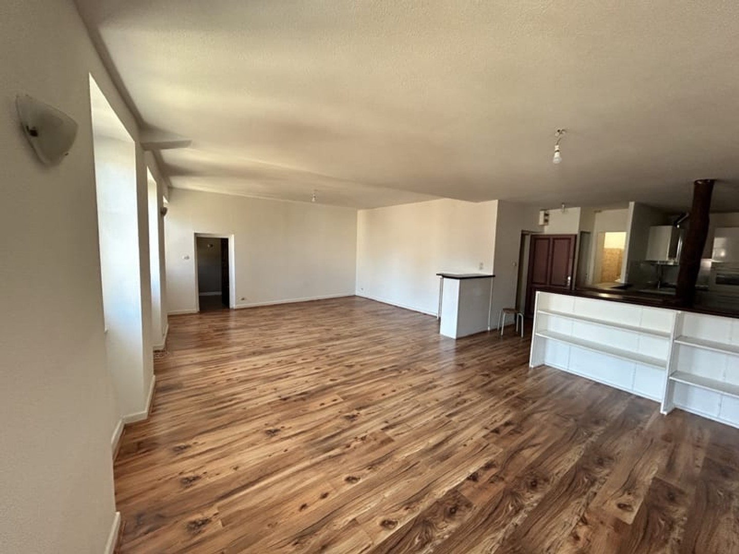 APPARTEMENT T3 - 109 m2 - ANNONAY + garage