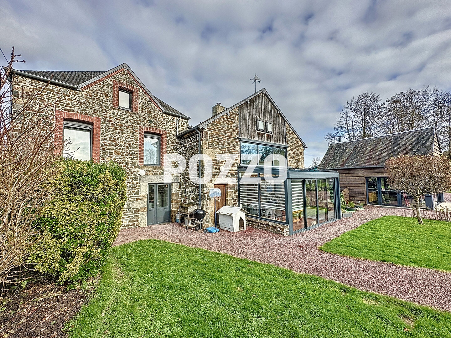 Immeuble à vendre - 9 pièces - 268m2 - Brécey (50370)
