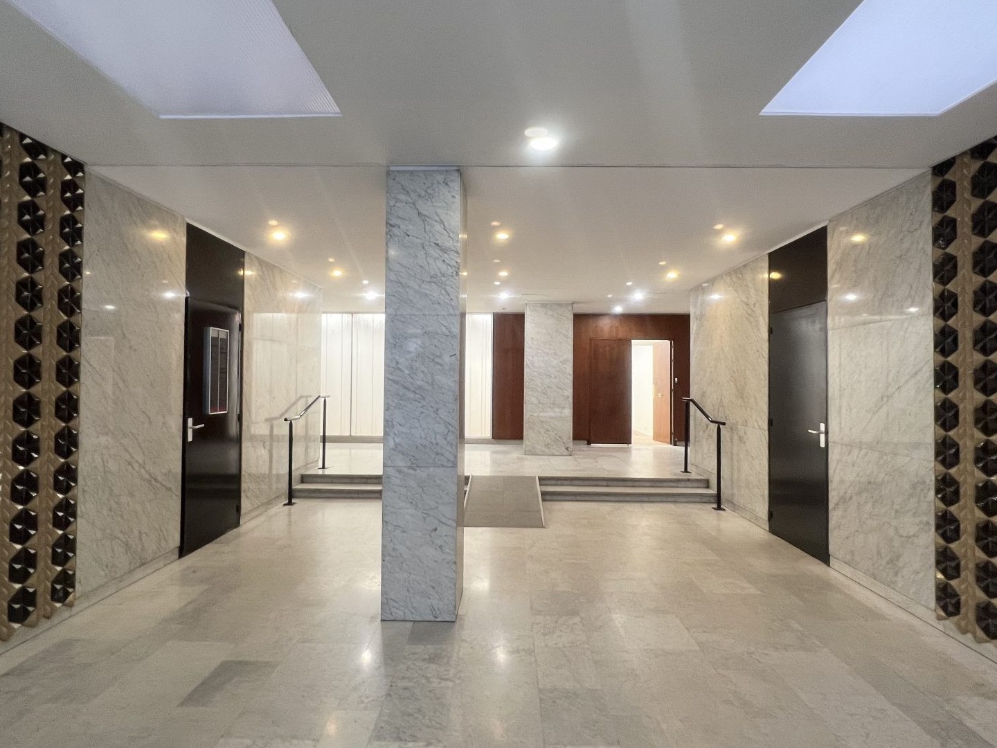 Local professionnel 90 m²