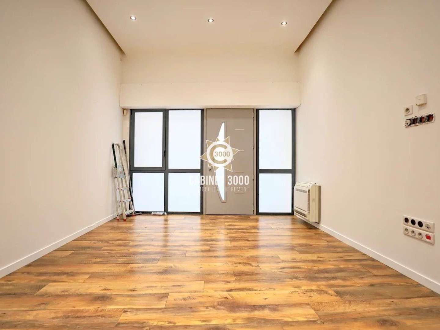 Bureaux 5 pièces 100 m²