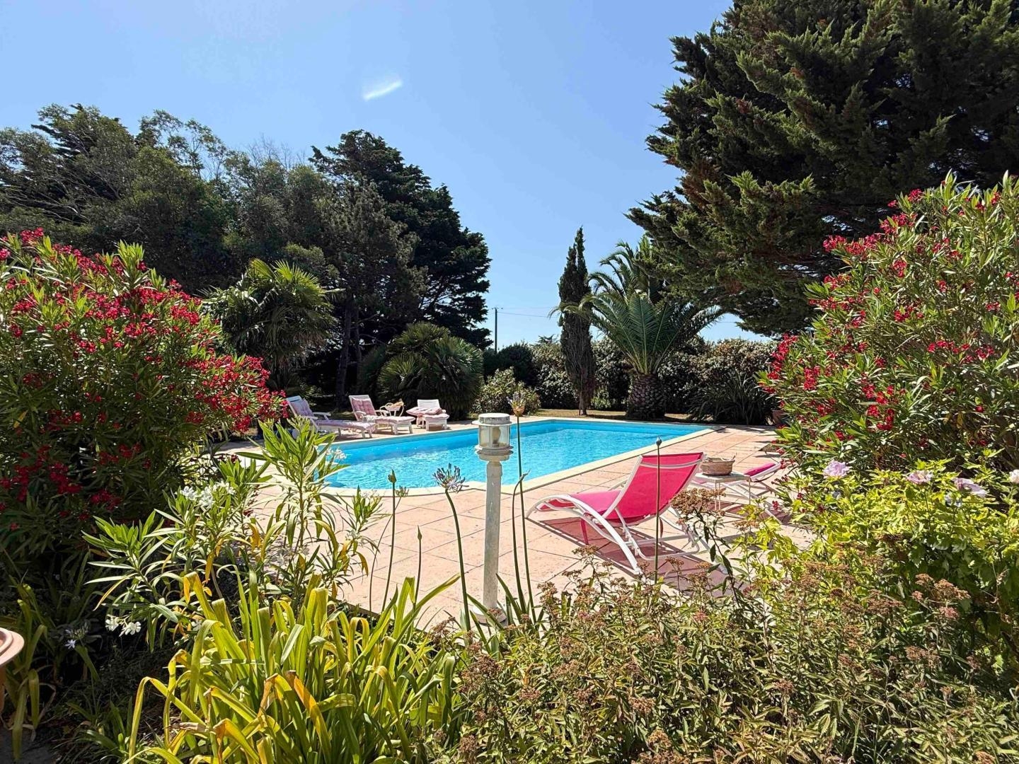 Maison à vendre - 2 pièces - 312m2 - L'île-D'yeu (85350)