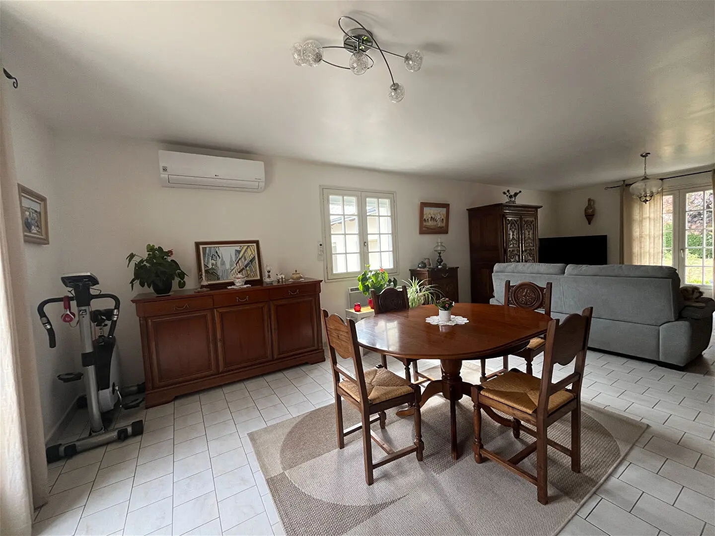 Maison à vendre - 7 pièces - 147m2 - Restigné (37140)