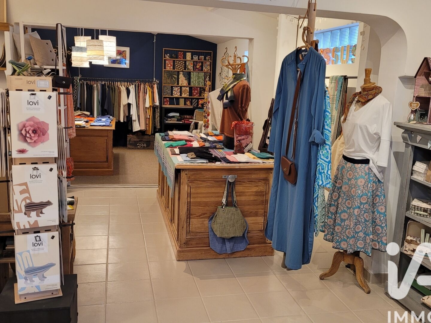 Locaux à vendre - 66m2 - Maubec (84660)