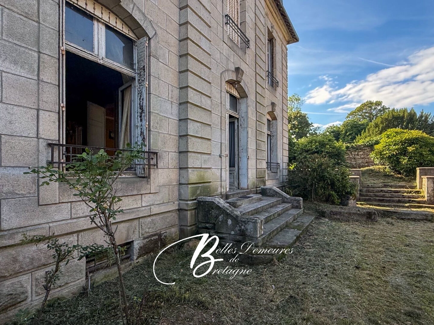 Maison à vendre - 15 pièces - 345m2 - Guingamp (22200)