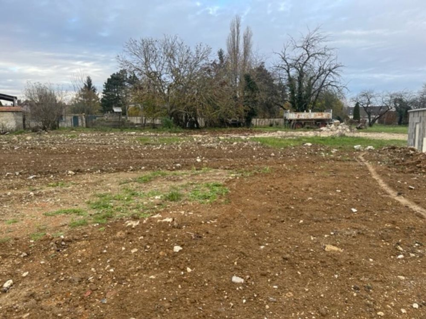 Maison à vendre - 1 pièce - 767m2 - Les Villages Vovéens (28150)
