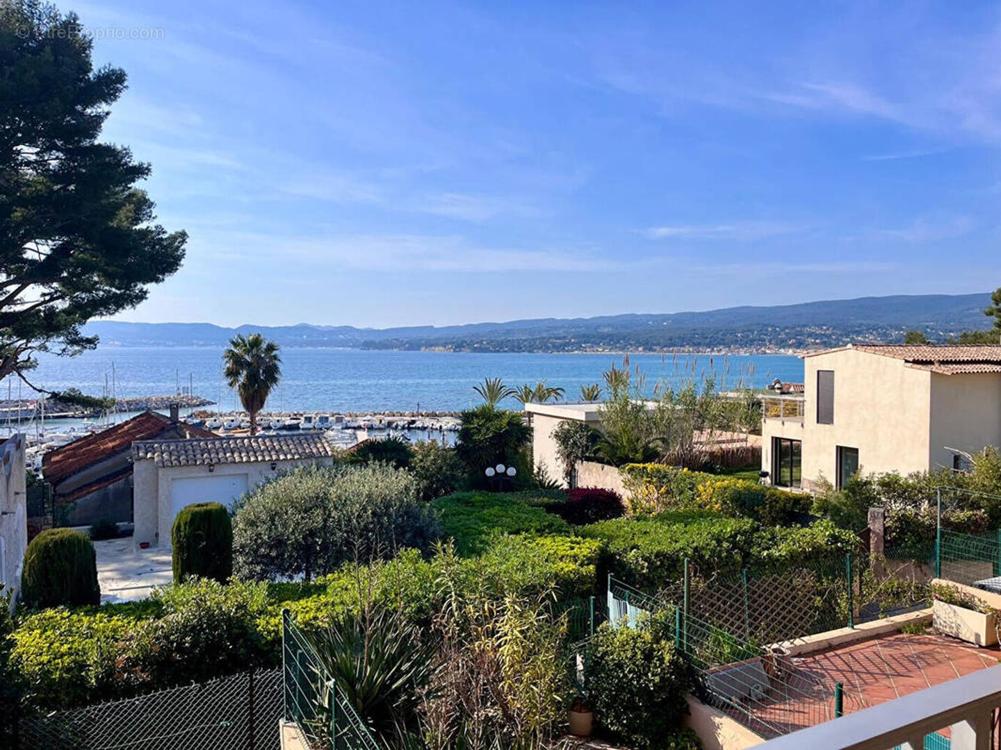 Studio 25 m² avec vue mer Saint-Cyr-sur-Mer