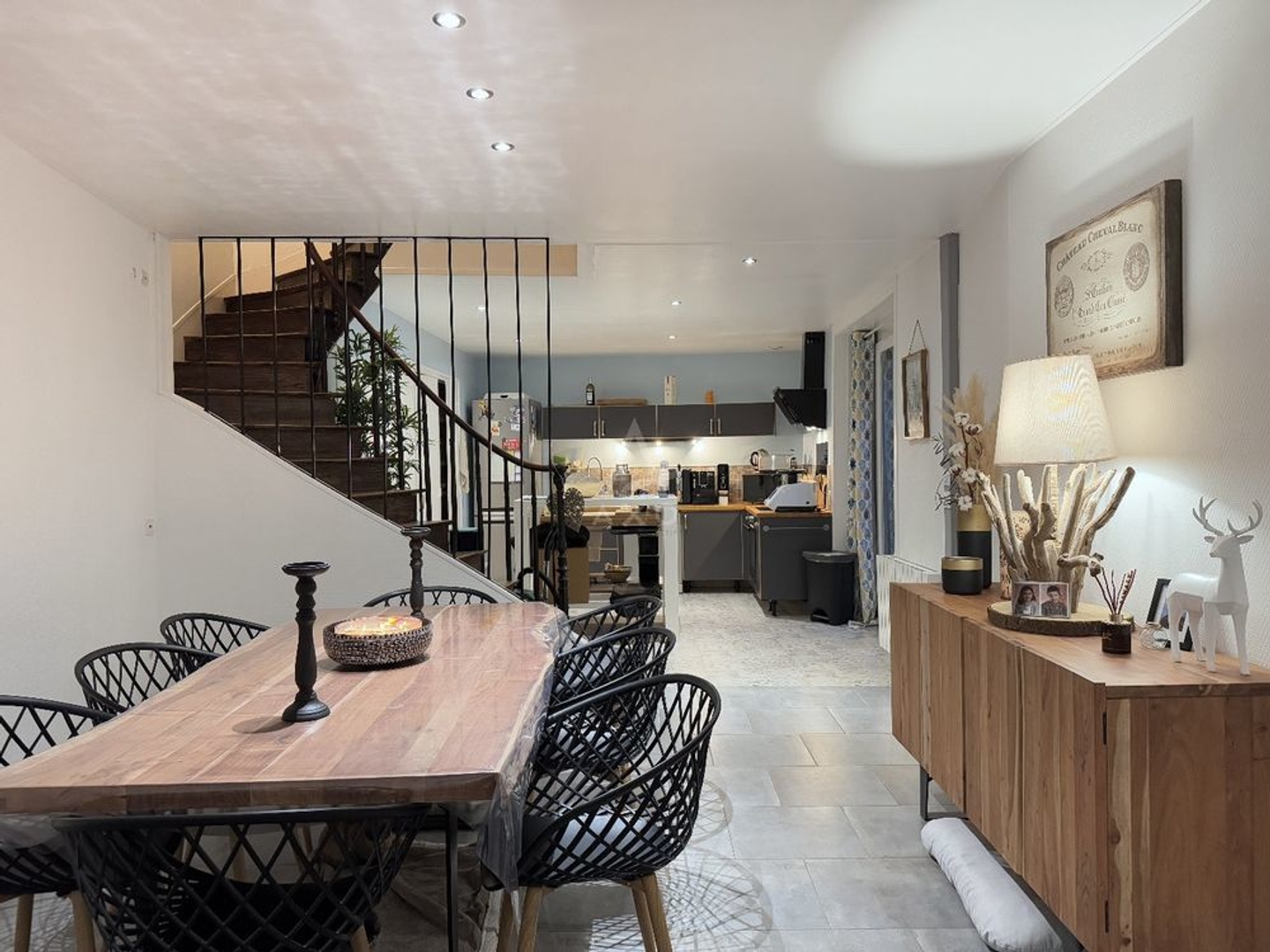 Maison à vendre - 5 pièces - 130m2 - Barbezieux-Saint-... (16300)