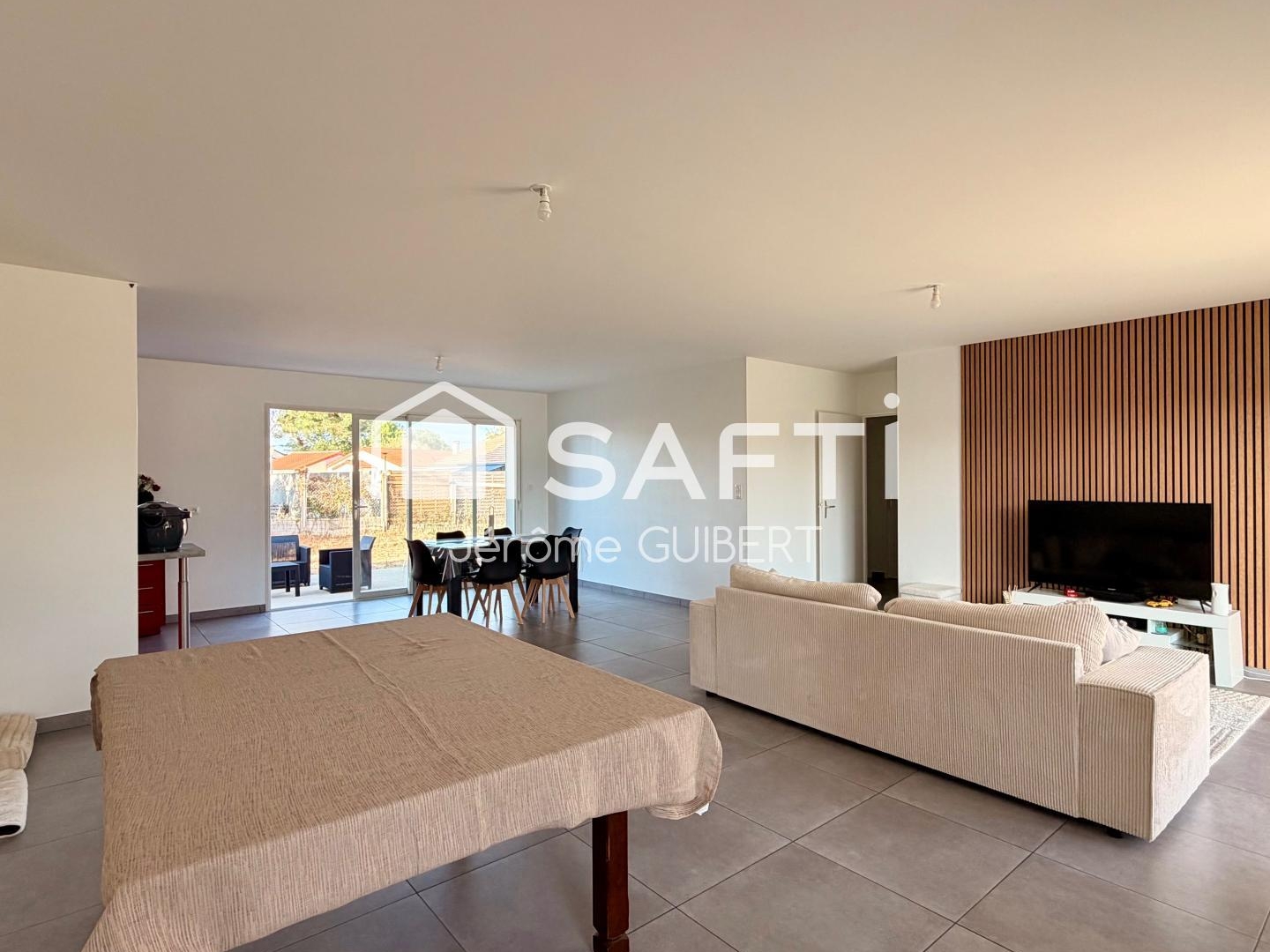 Maison à vendre - 4 pièces - 114m2 - Neuil (37190)